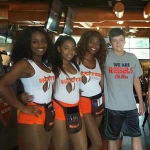 Meet your Posher, Hunter